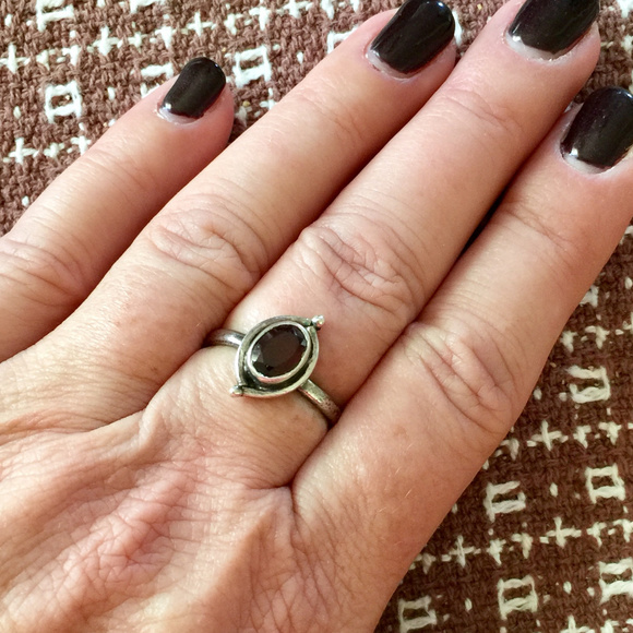 Sterling Silver Garnet Size 8 Ring - Picture 4 of 4